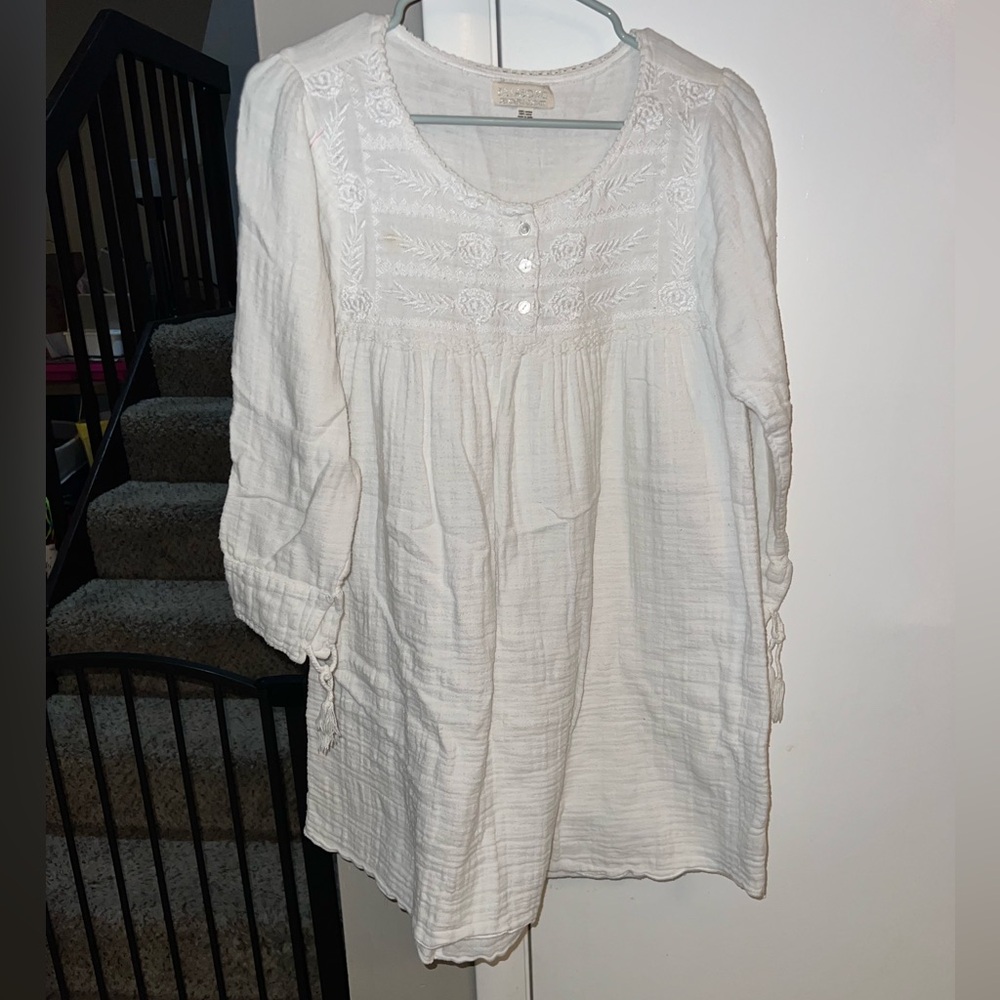 Women’s Billabong Designer Closet blouse